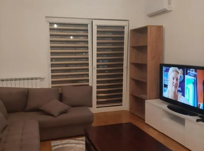 Stan Na Dan Bulevar-studio *